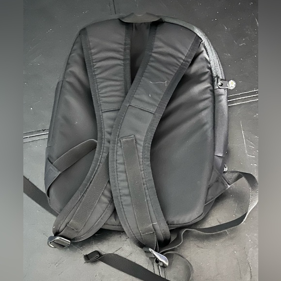 Sherpani Backpack - Picture 2 of 4